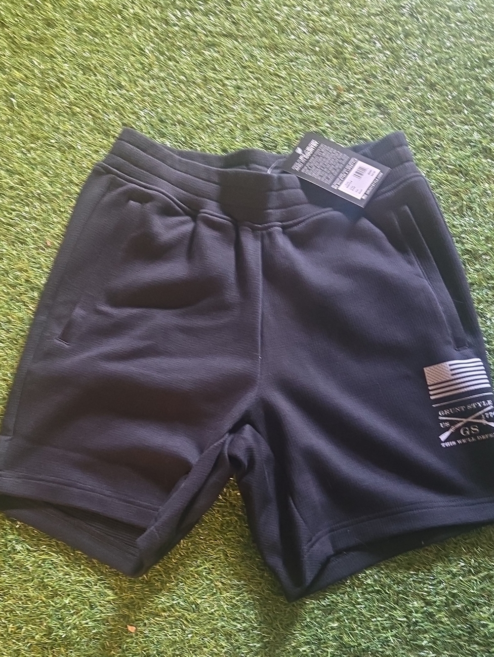 NWT Grunt Style Black Mens Shorts
